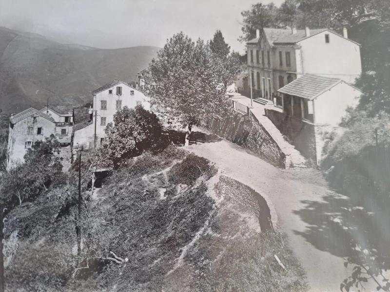 Alt à définir